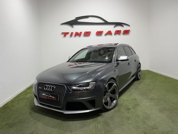 AUDI RS4 Avant 4.2 FSI 450cv quattro