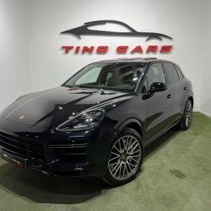 PORSCHE Cayenne Turbo