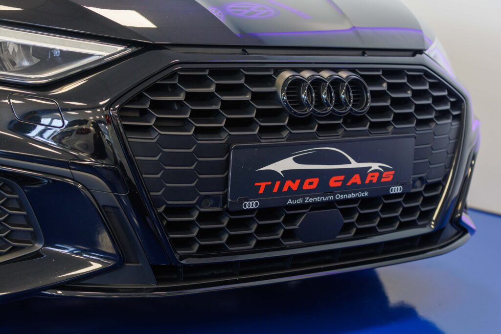 Frontal de un Audi A3 en Tinocars Vigo